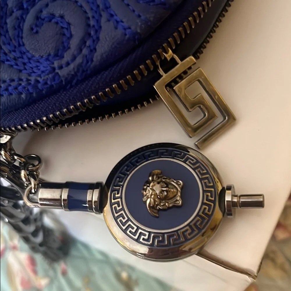 Versace bag - Picture 12 of 16